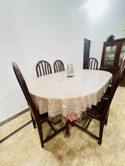 Dining table with 6 chairs