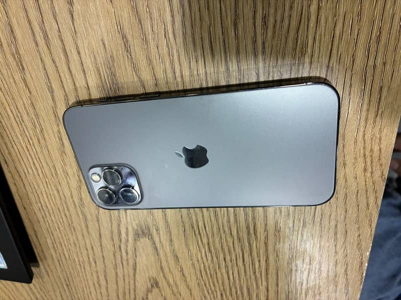 Apple iPhone 12 Pro 0