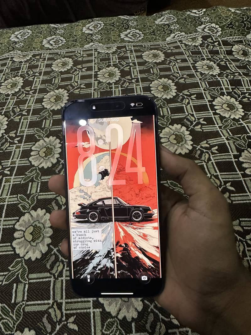 Apple iPhone 17 Pro Max 4