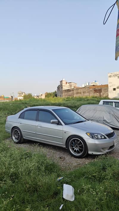 Honda Civic Oriel 2004