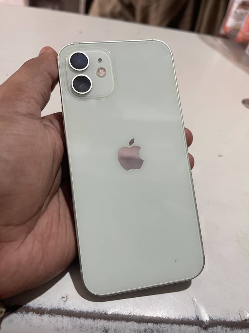 Apple iPhone 12 0