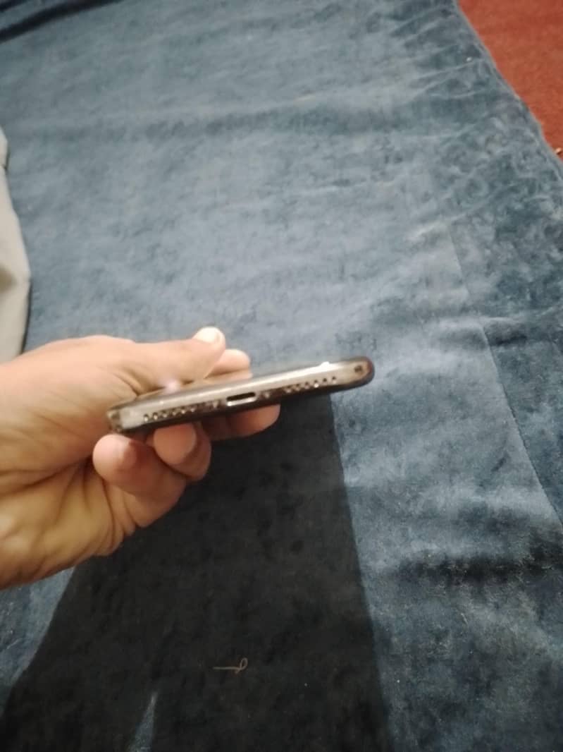 iphone x 4
