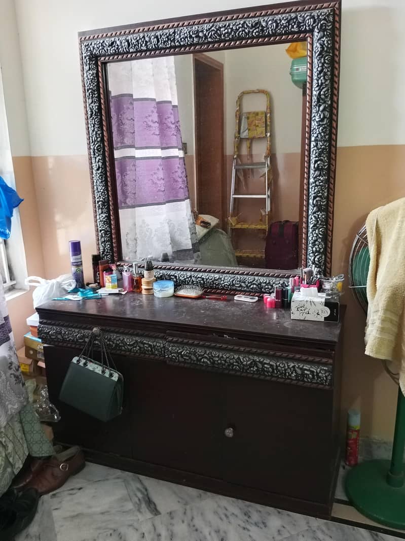 2 Beds with Dressing 1