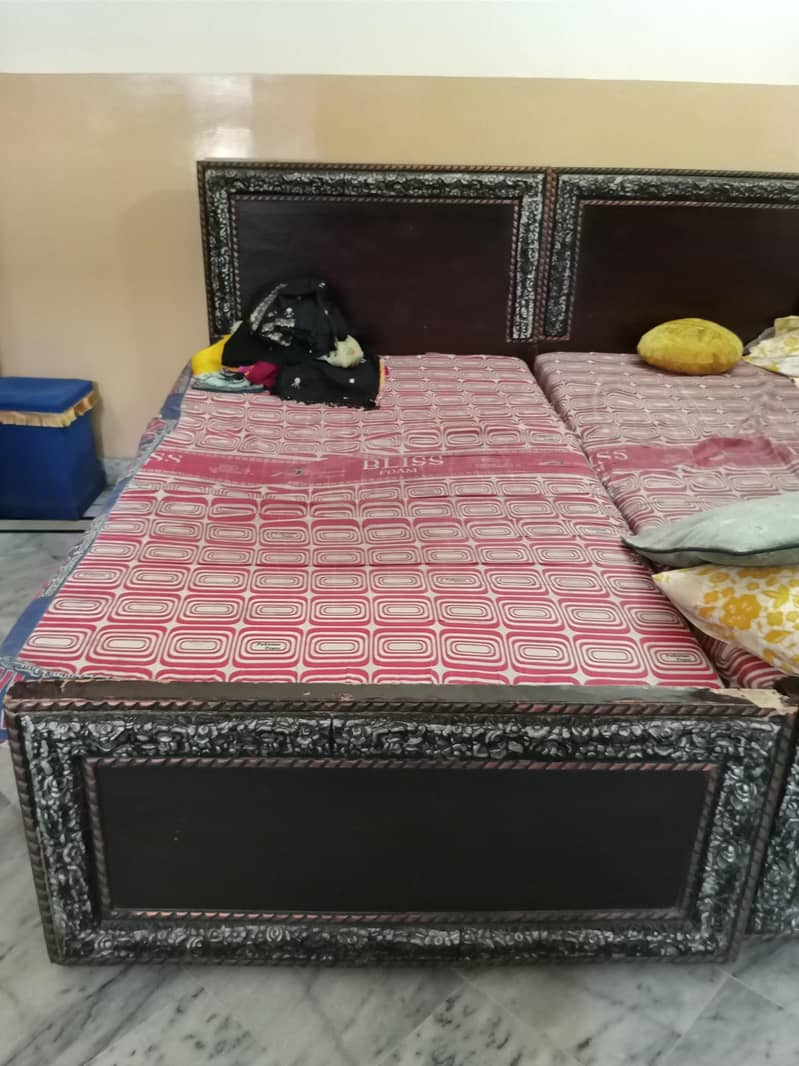 2 Beds with Dressing 2
