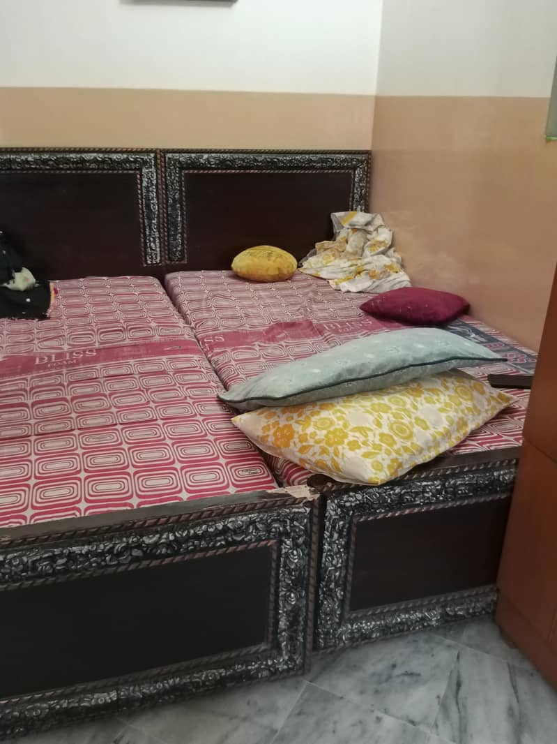 2 Beds with Dressing 3