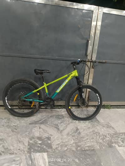 Bicycle speed is 65 and it can be used in mountain areas