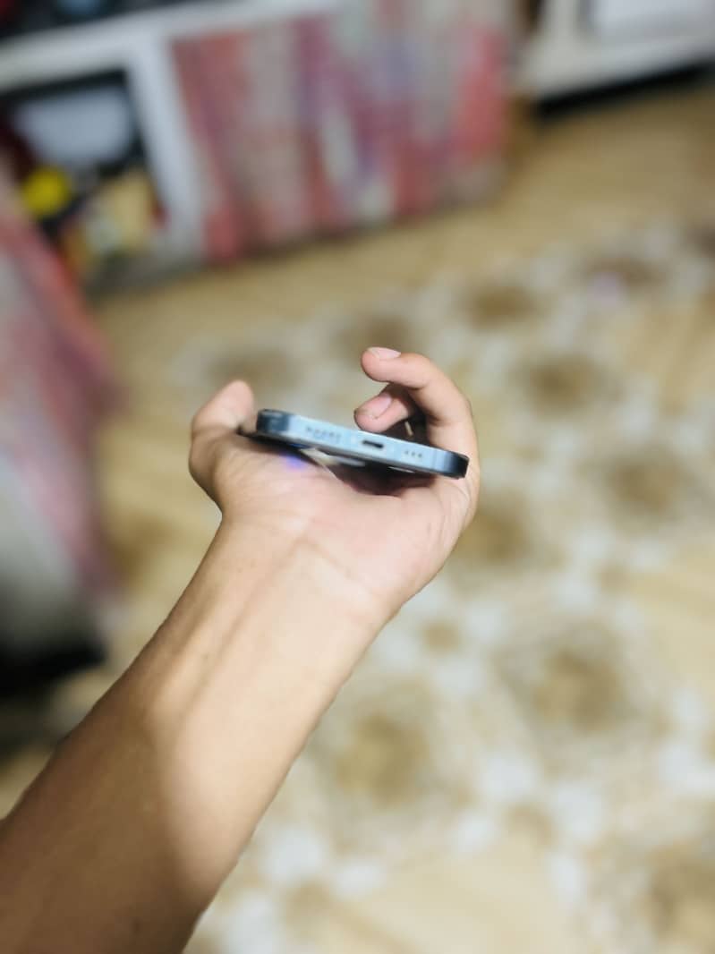 Apple iPhone 12 Pro 7