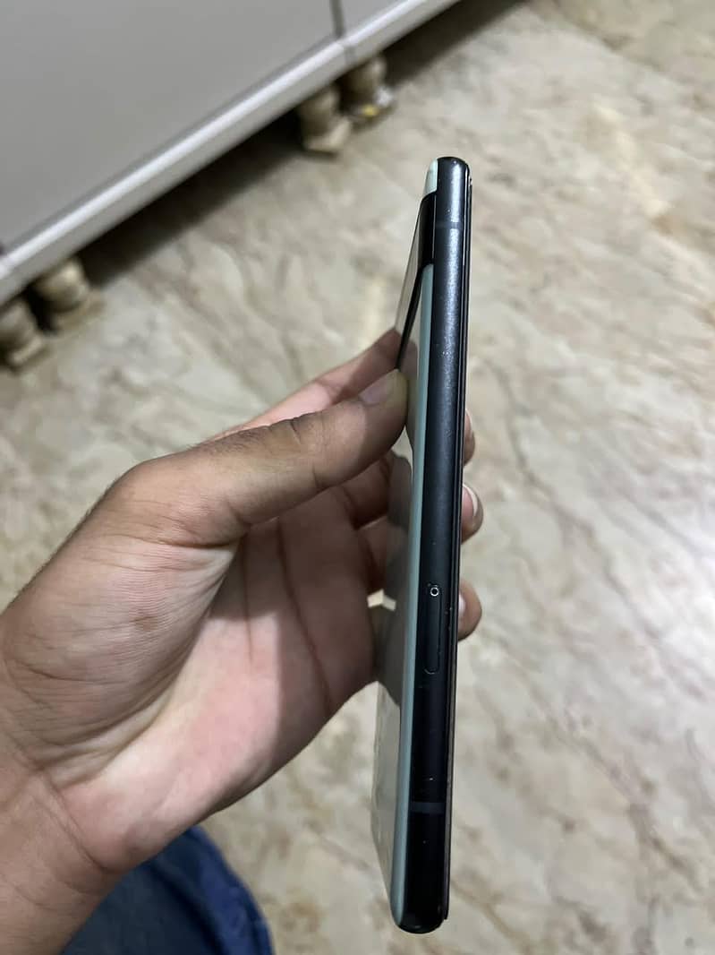 Google Pixel 6a 5
