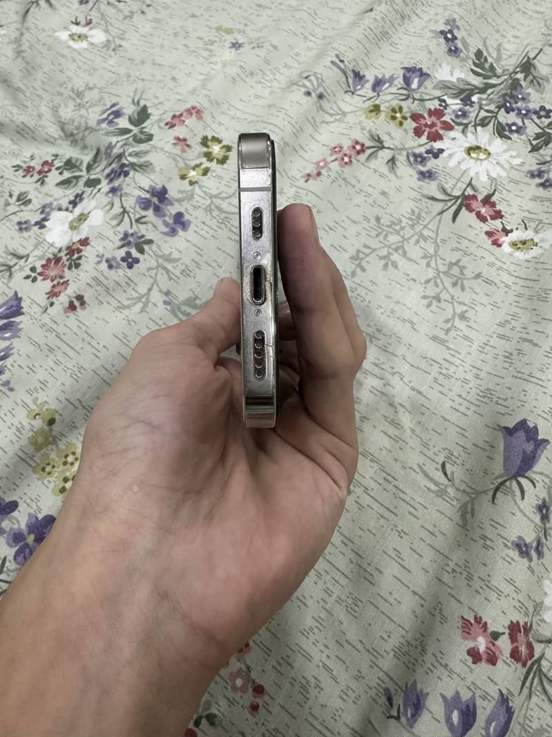 Apple iPhone 13 Pro 3