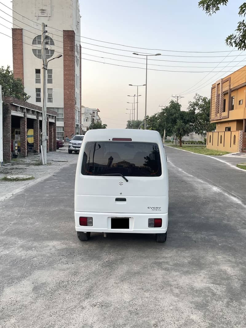 Suzuki Every 6
