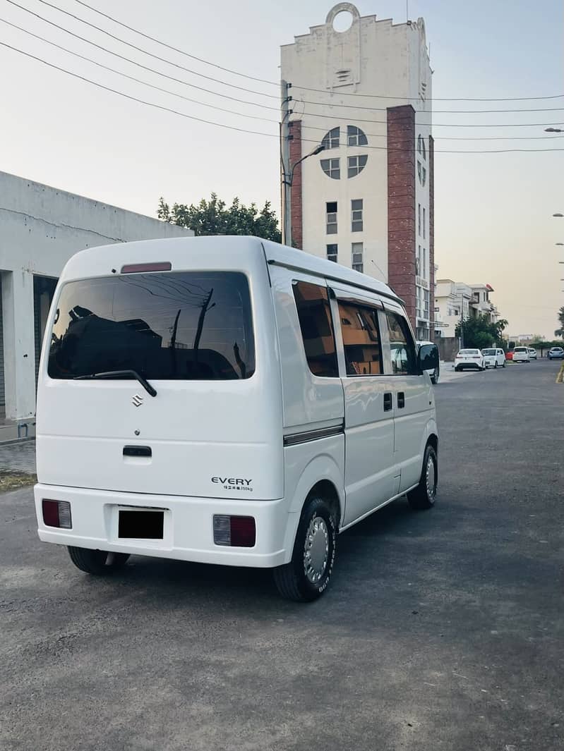 Suzuki Every 10