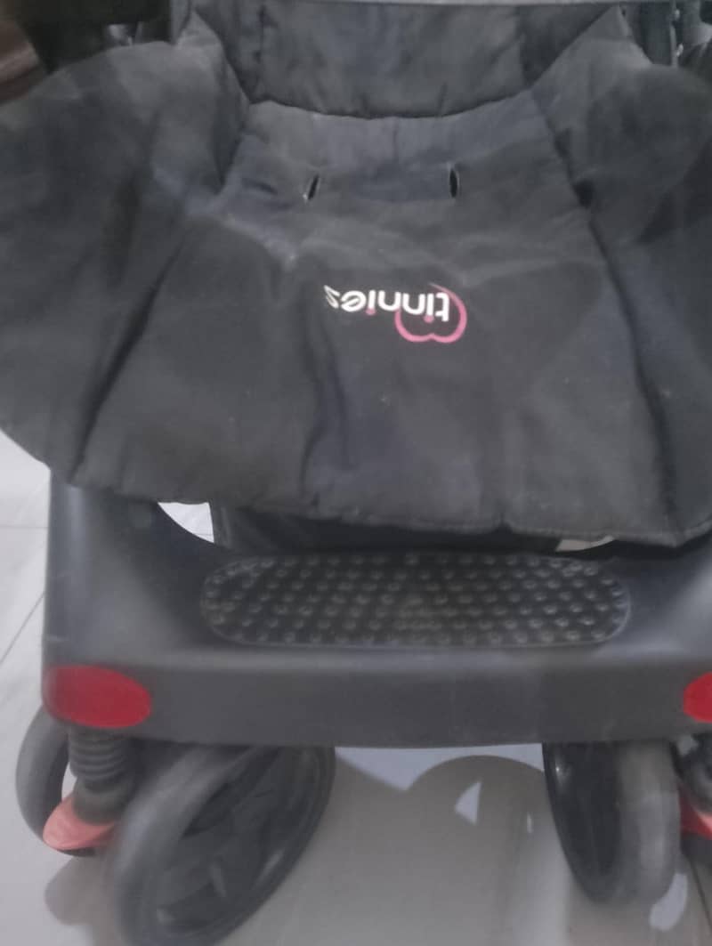 Pram,Carry cot,walker 7