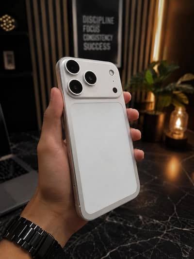 Apple iPhone XR Converted 17 Pro Kaml phone Ha No Any Fault