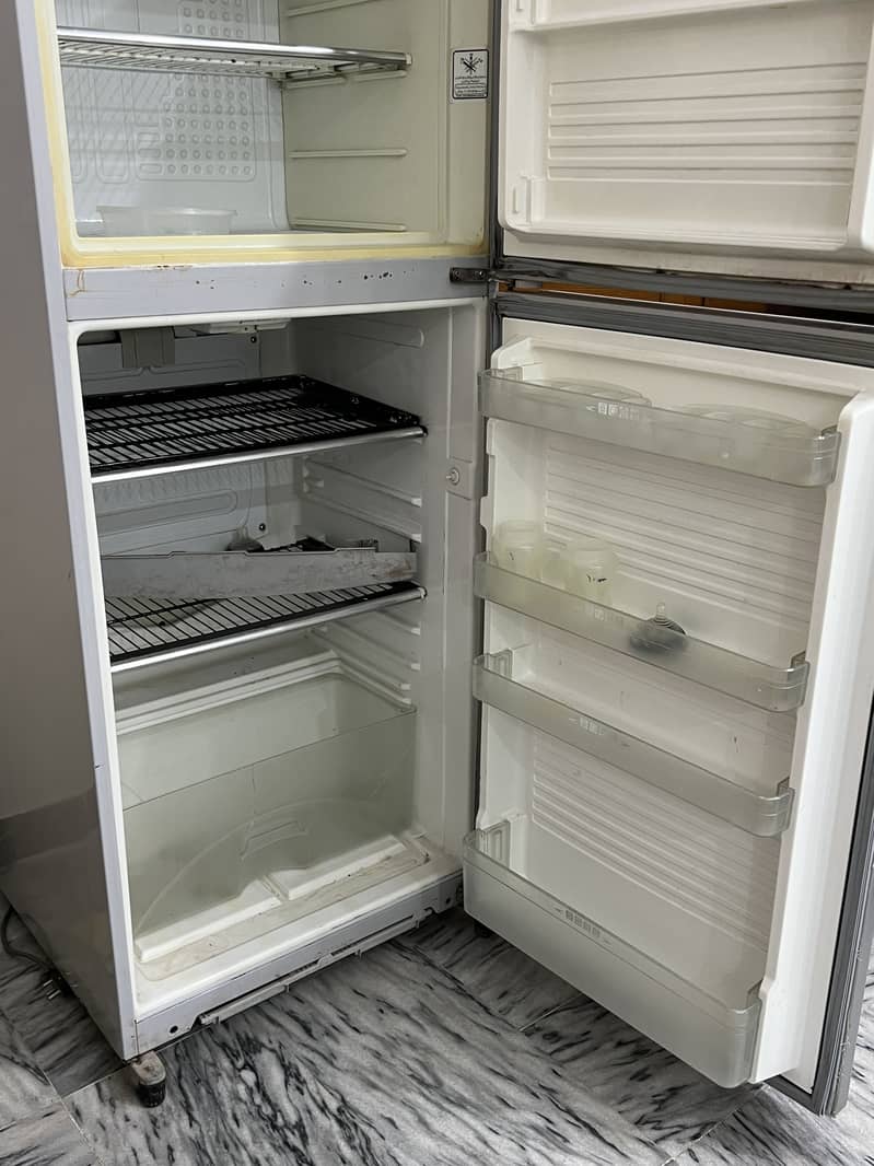Dawlance fridge 3