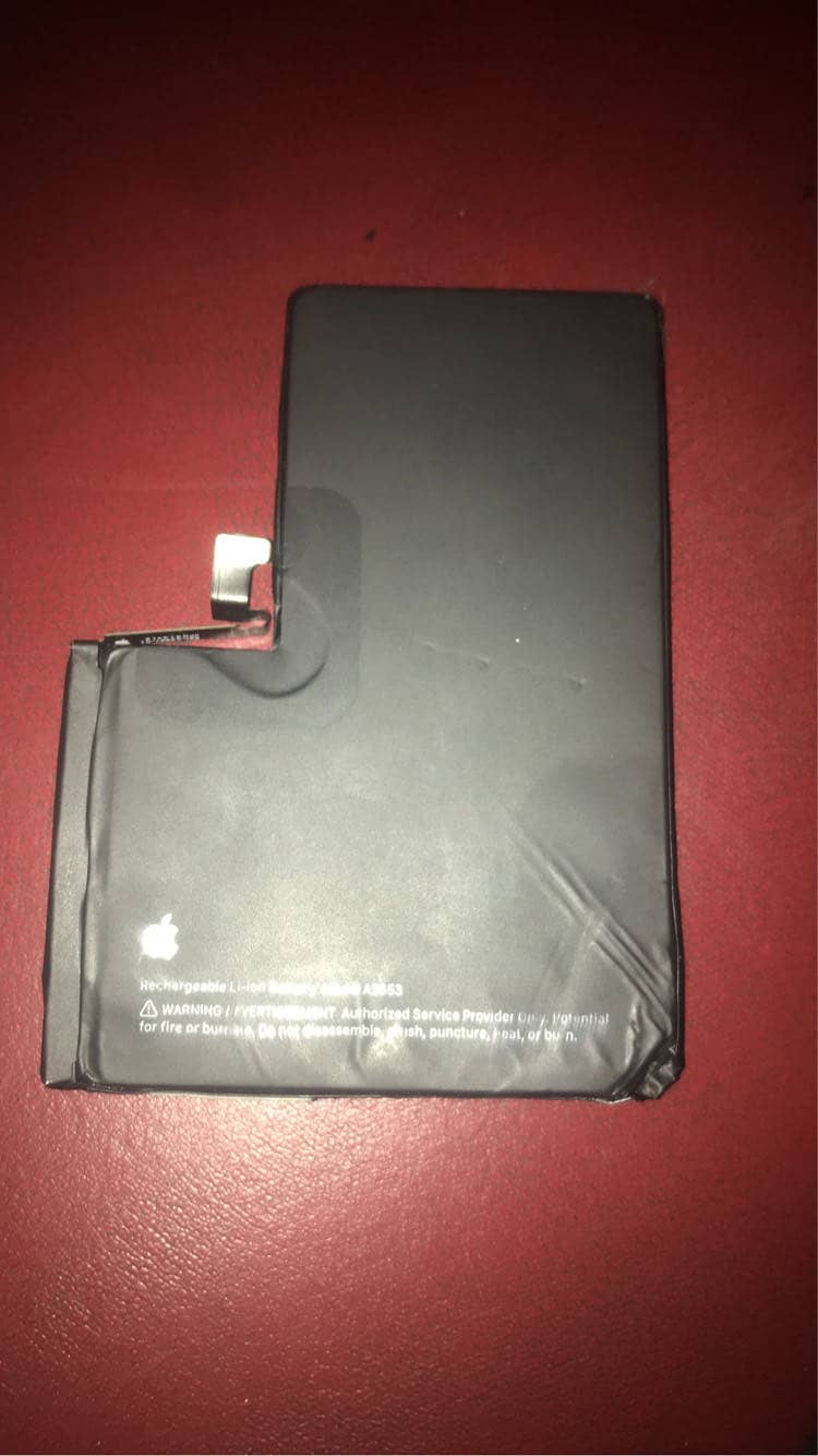 iPhone 13 pro max battery 0