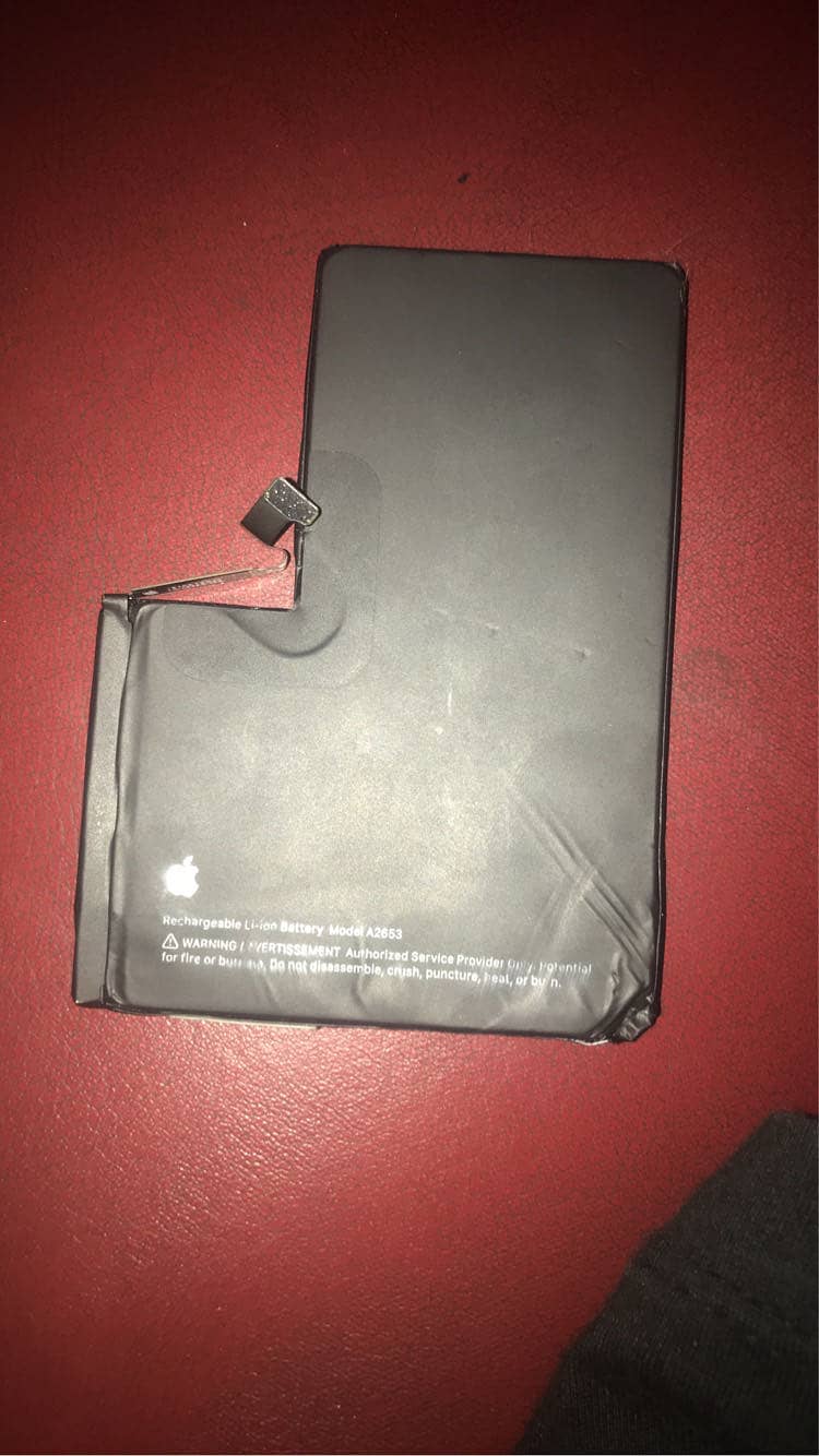 iPhone 13 pro max battery 2