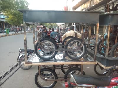 Food Rehti/Food Cart Mazoot cheez hai loha or steel ka kaam hai