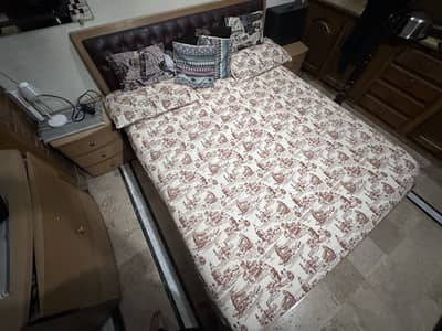 Bed with side tables and dresser + Spring Mattress