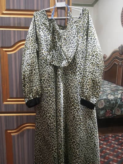 silk abaya