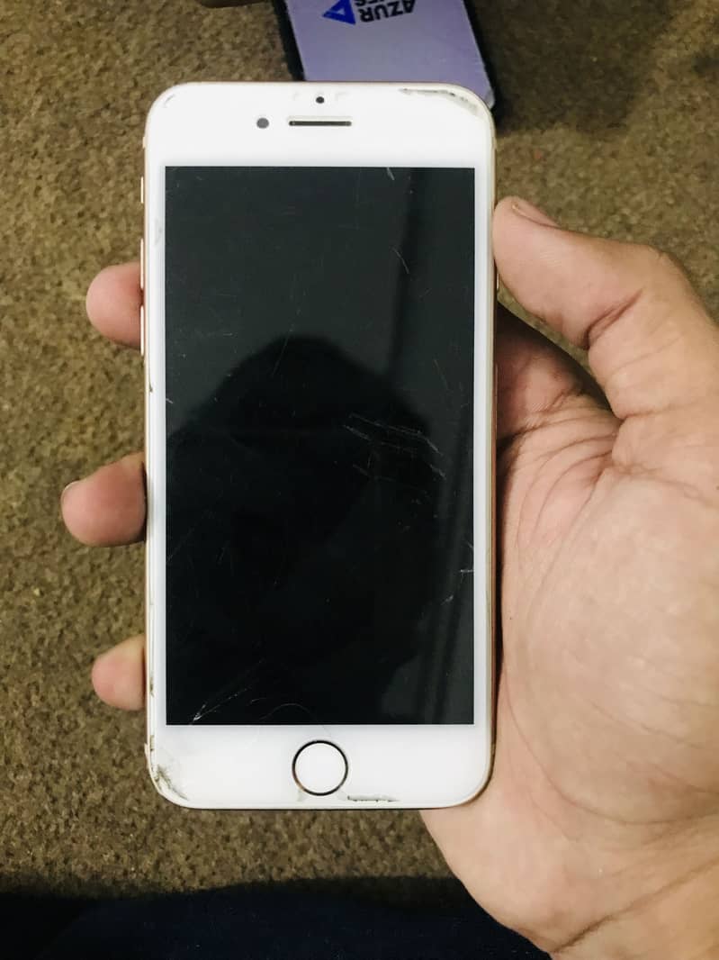 Apple iPhone 8 1