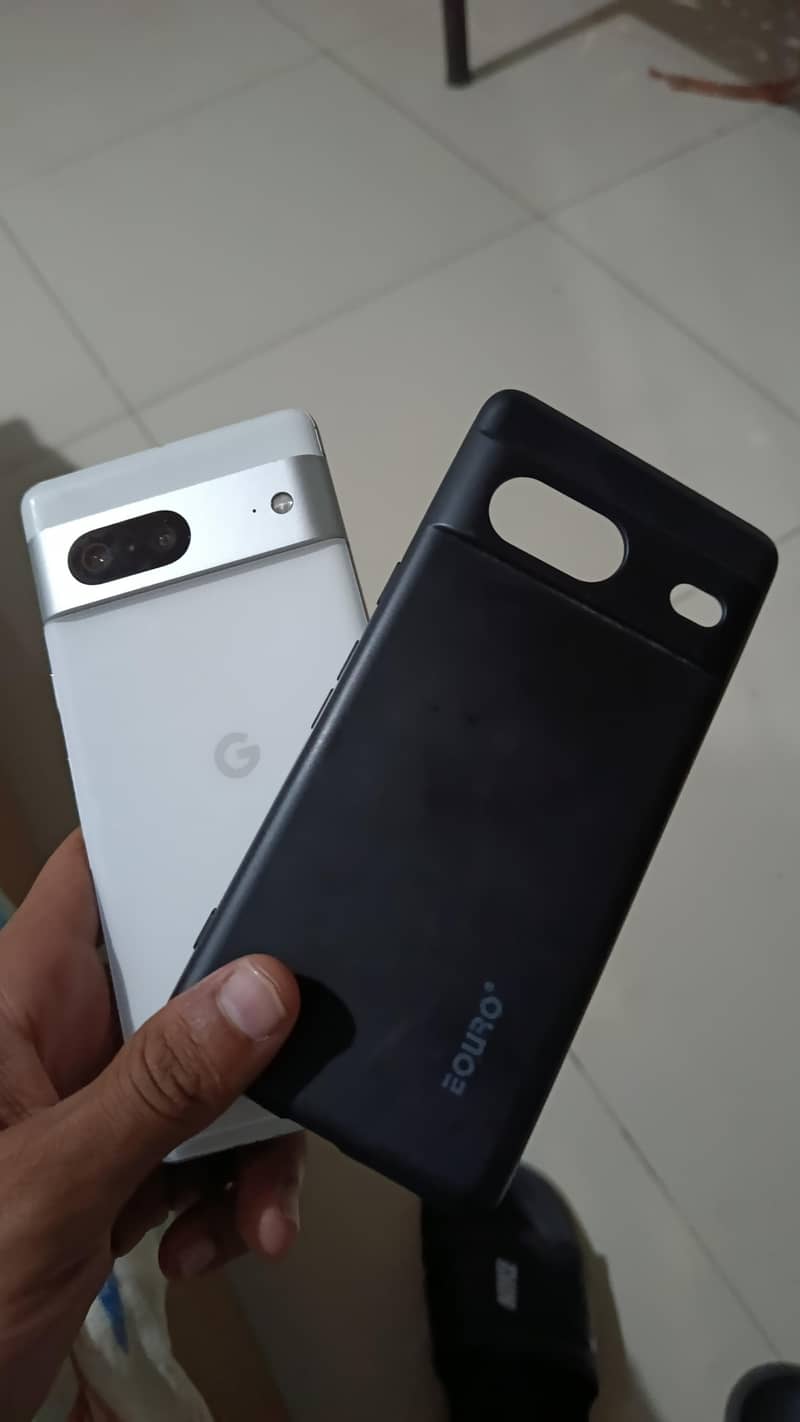 Google Pixel 7 4