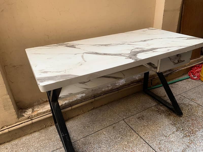 Computer Table & Study Table in good condition 3