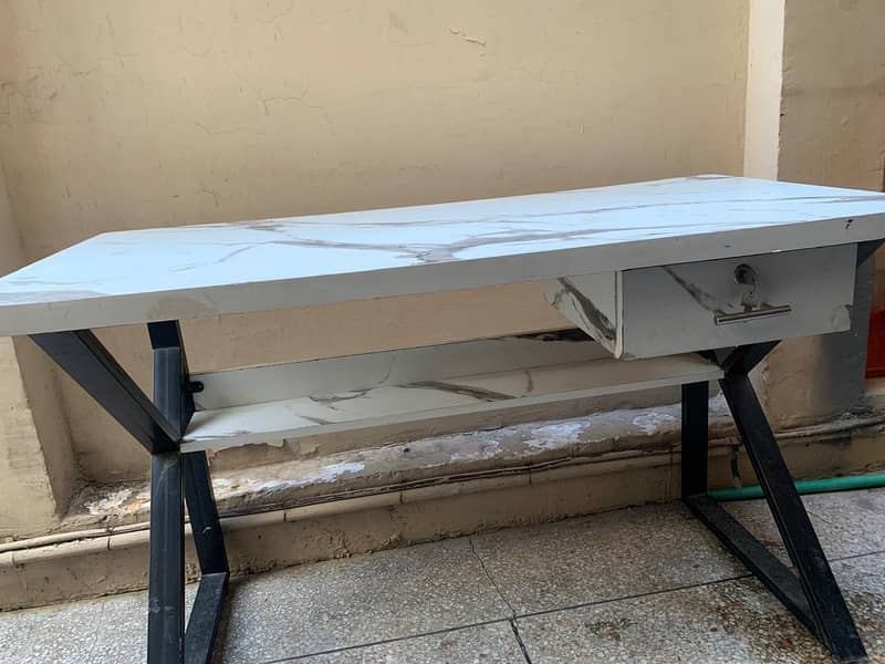 Computer Table & Study Table in good condition 5