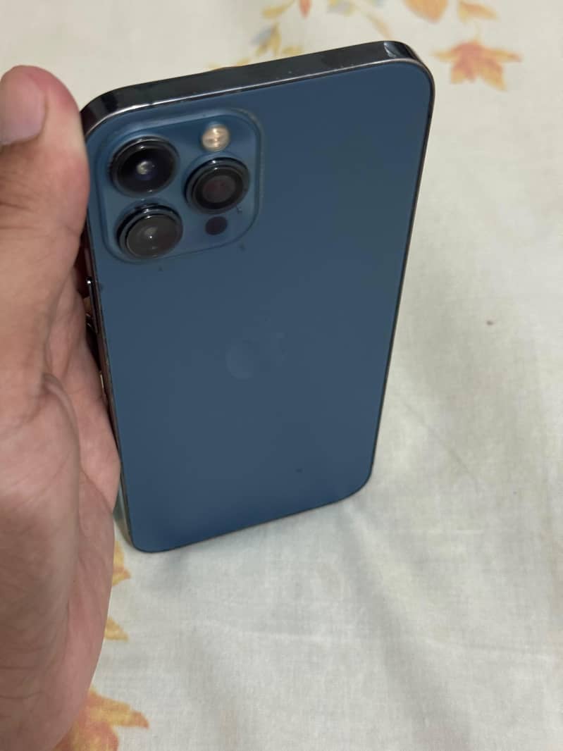 Apple iPhone 12 Pro Max 1