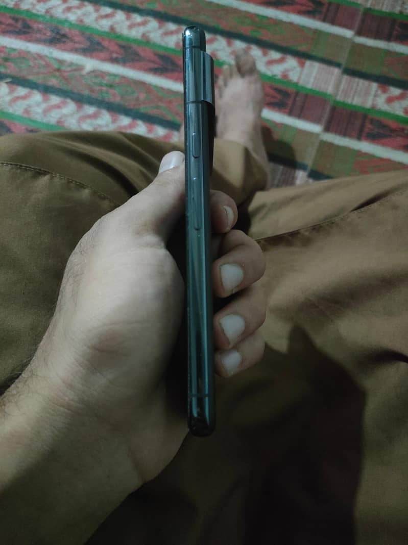 Google Pixel 8 Pro 3