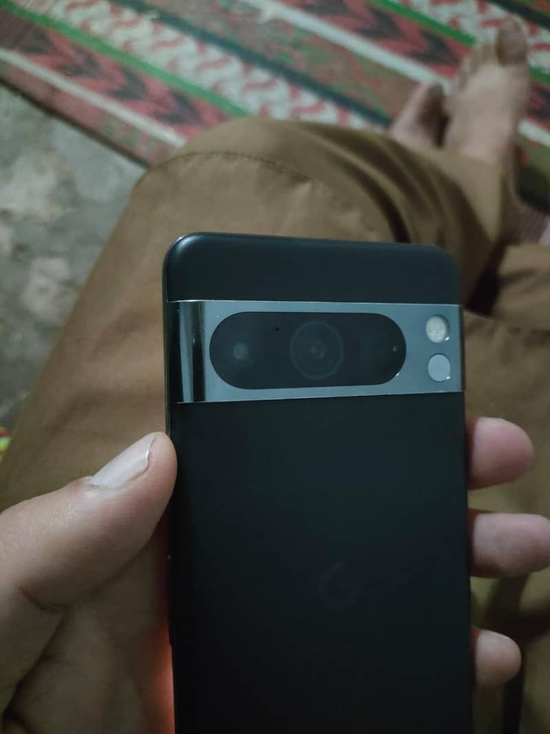 Google Pixel 8 Pro 6