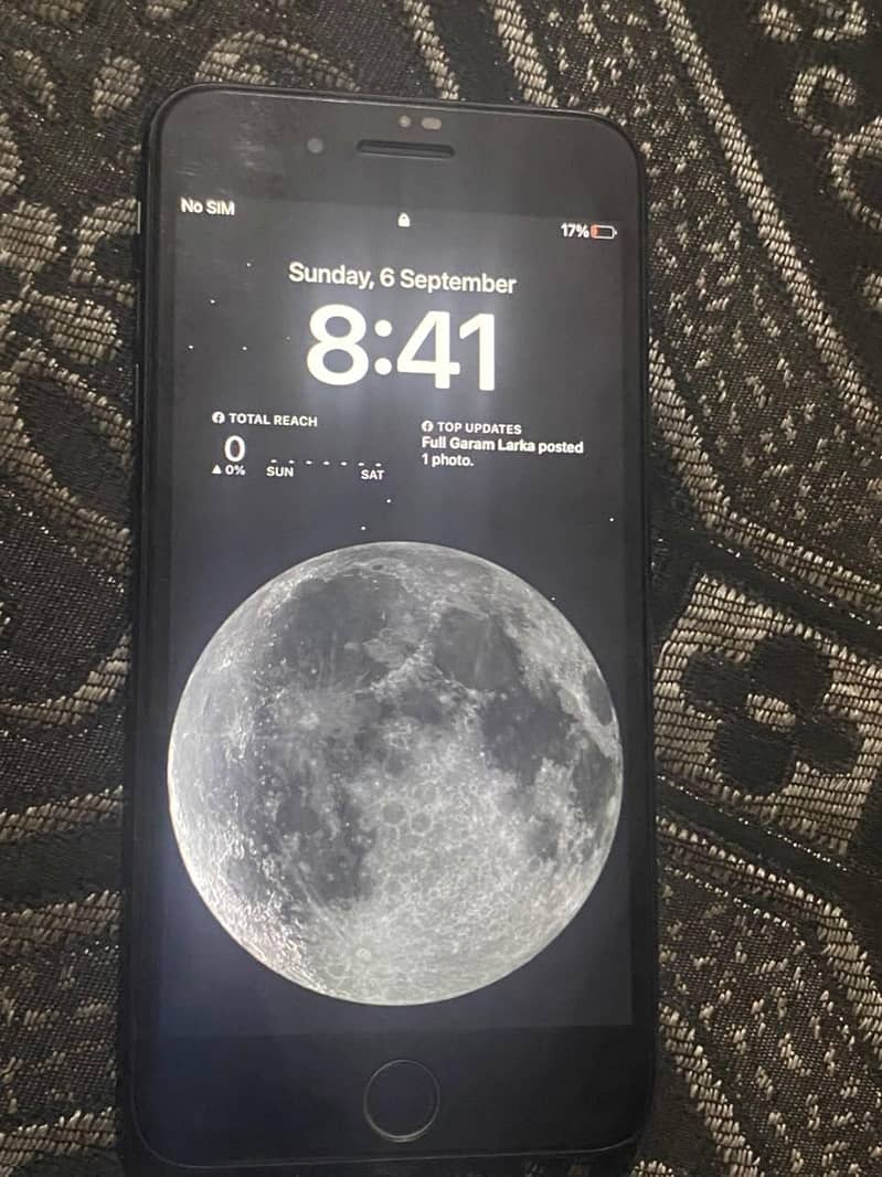 Apple iPhone 8 Plus 2