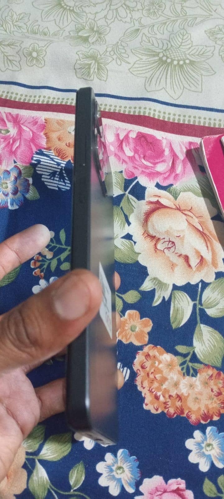 Realme Note 70 128gb (4+8gb ram) 7