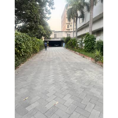 Gulberg Commercial House For Rent