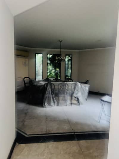 Commercial 3.5 Kanal House For Rent Gulberg