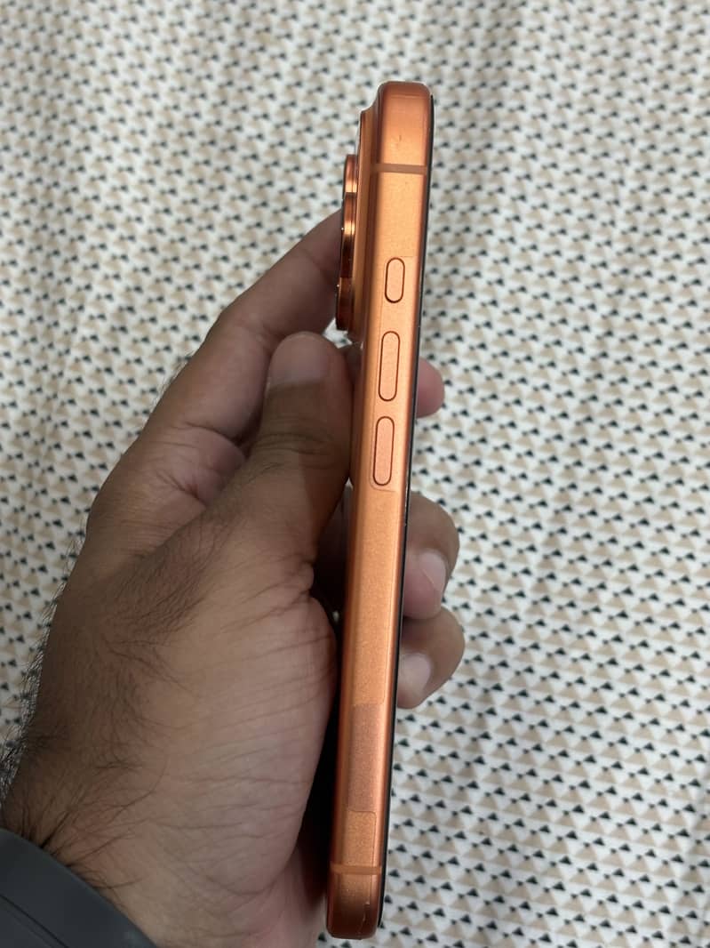 Apple iPhone 17 Pro 1