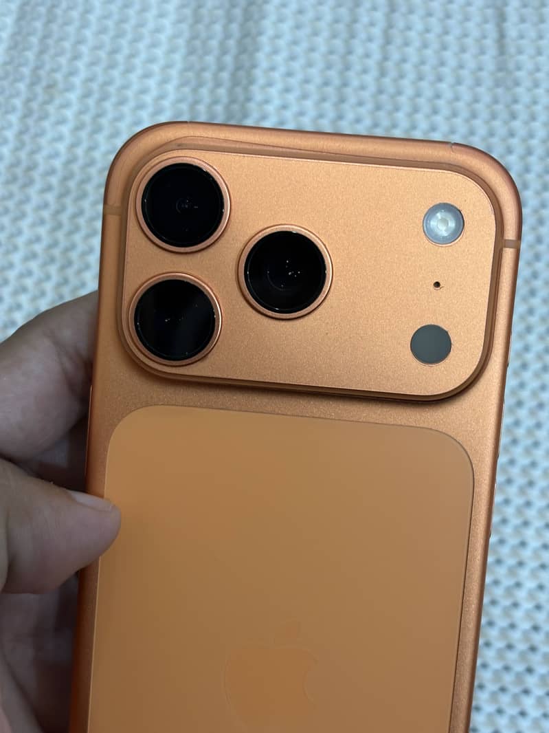 Apple iPhone 17 Pro 3