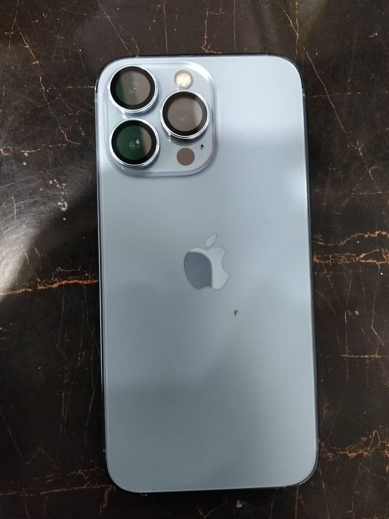 Apple iPhone 13 Pro 2