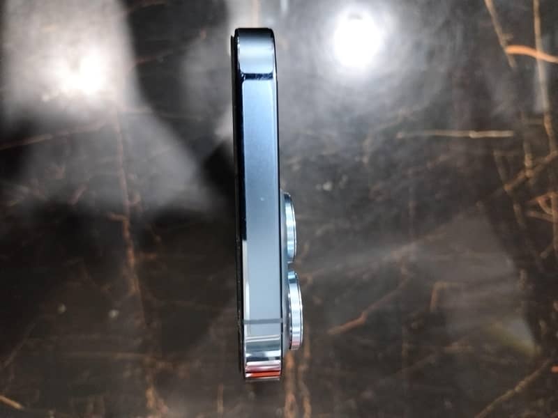 Apple iPhone 13 Pro 6