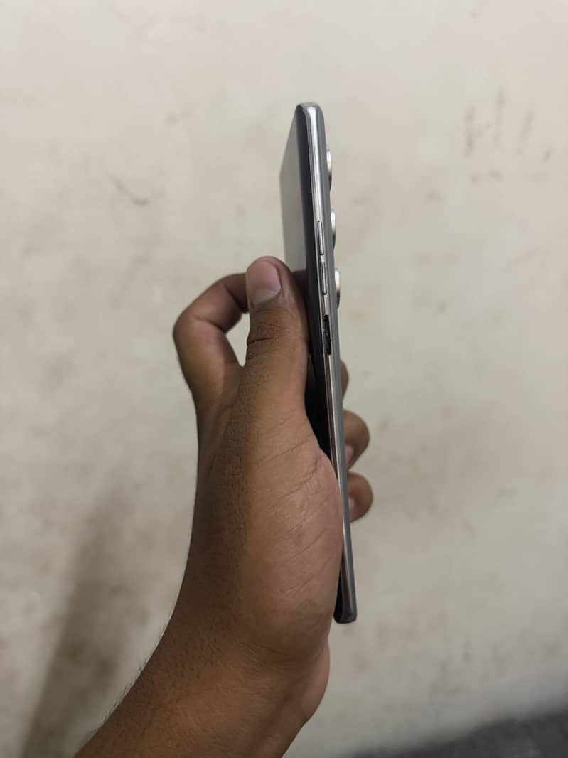 Tecno CAMON 40 Pro 4