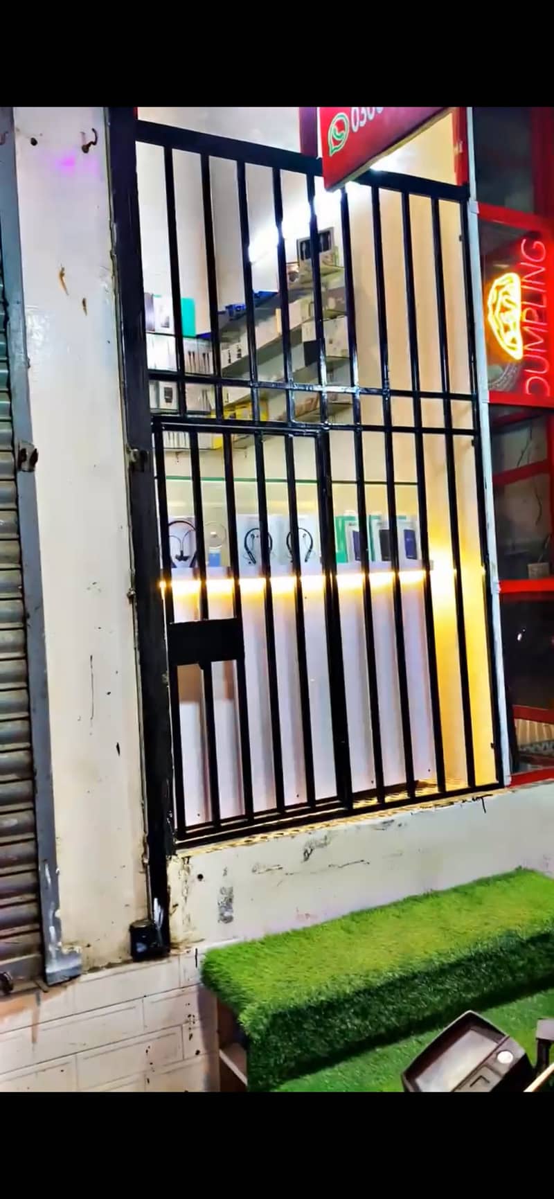 Mobile shop 3