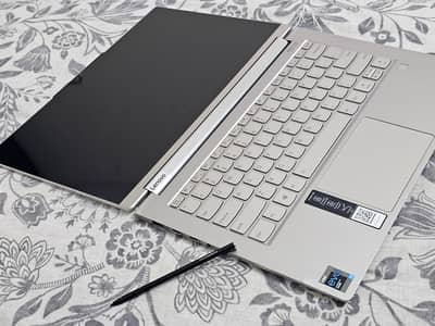 Lenovo Yoga 9i - 4k Touch X360 - Core i7 11th - 16gb/512gb + PEN