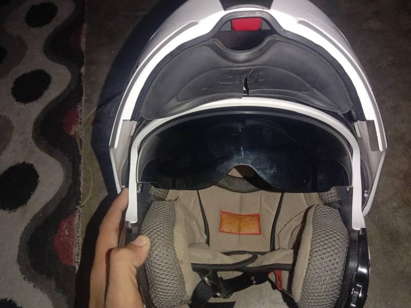 Helmet 0