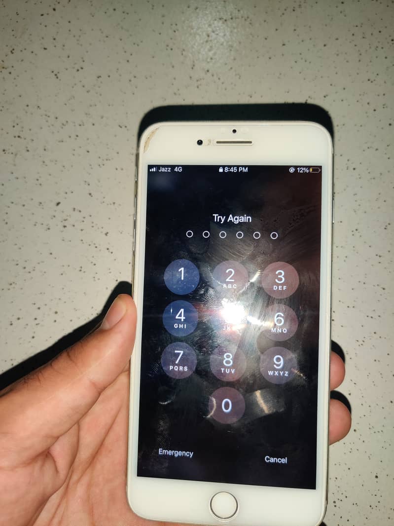 Apple iPhone 7 Plus 2