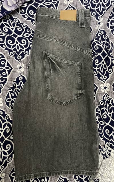 OUTFITTERS SHORT BAGGY FOR SALE BRAND NEW