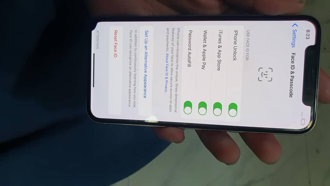 Apple iPhone X 8
