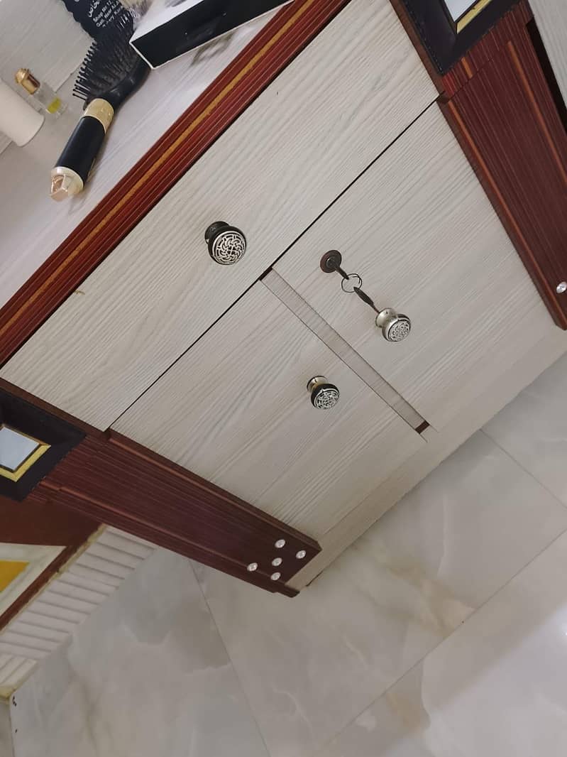 bedroom set 4