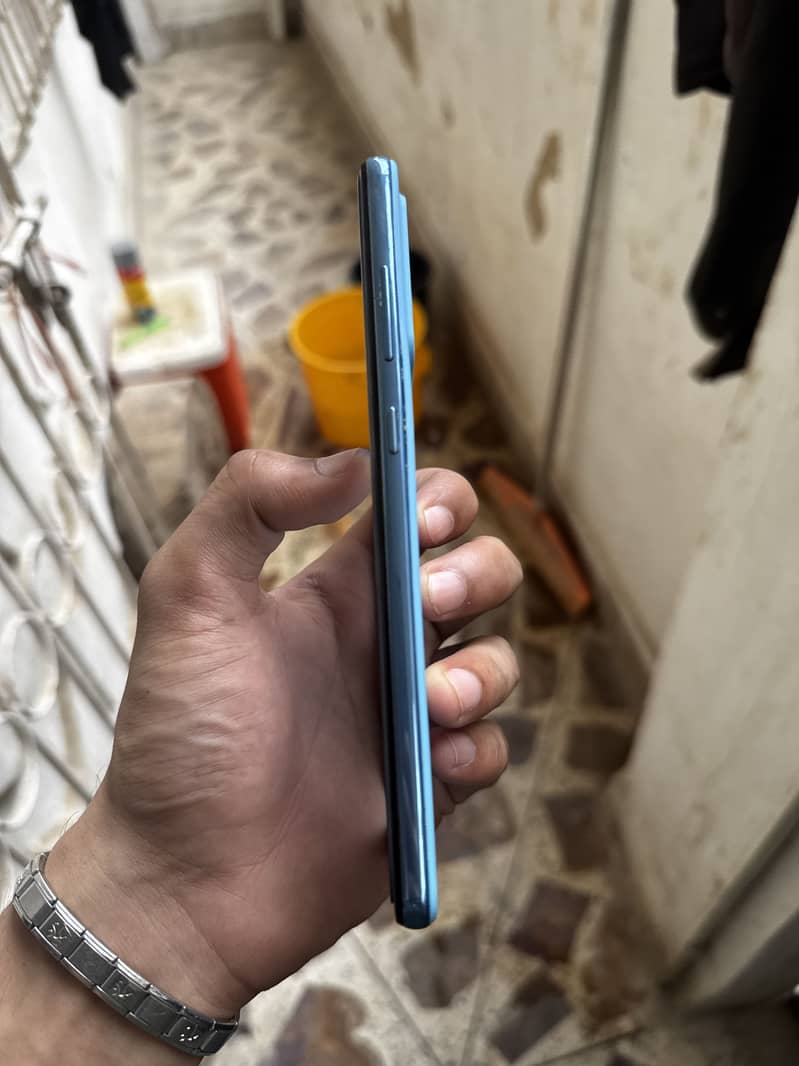 Samsung Mobile A72 256gb 0