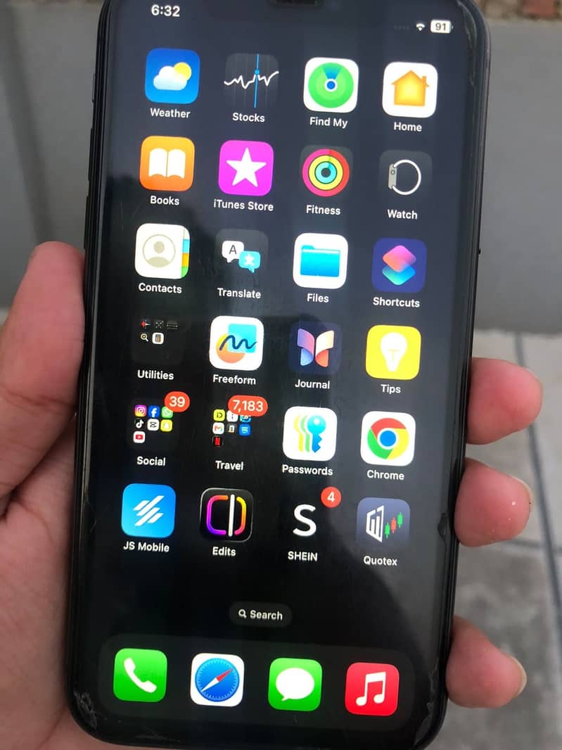 Apple iPhone 11 6