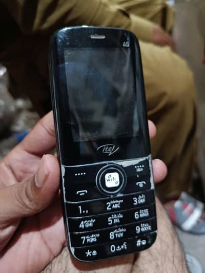 itel 9210 8GB Storage