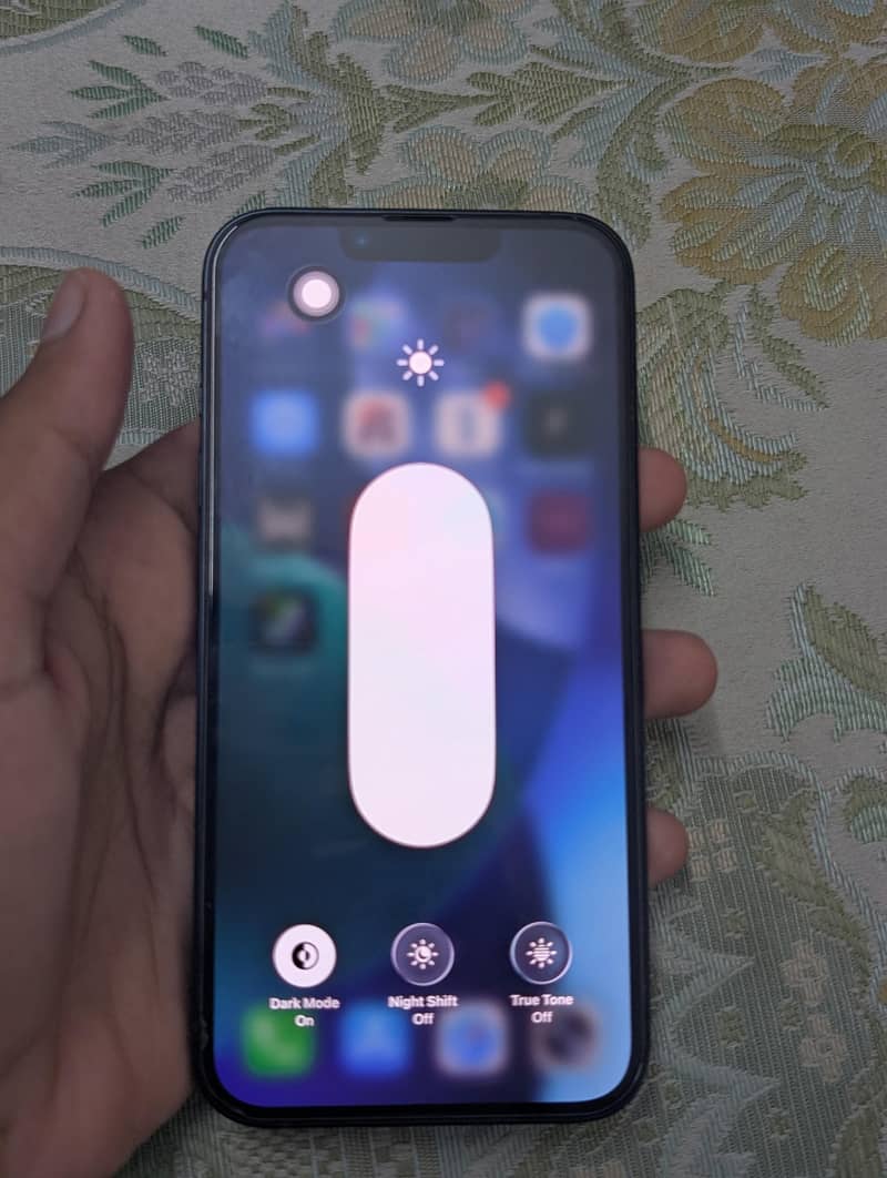 iPhone 14 5